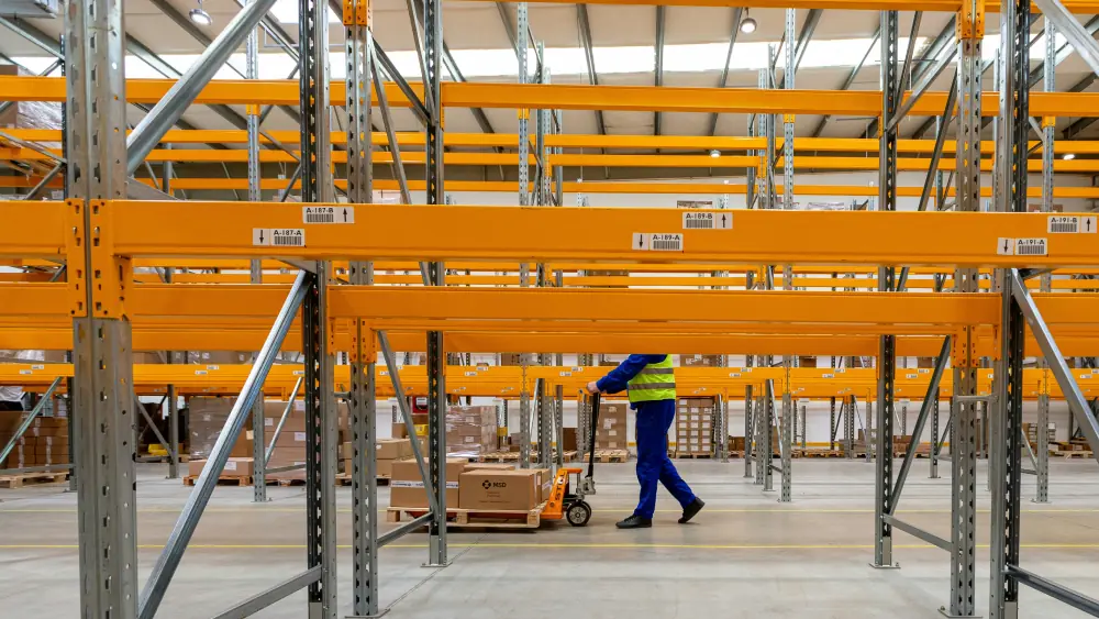 AI for Facility Safety PPE Safety Vest Compliance